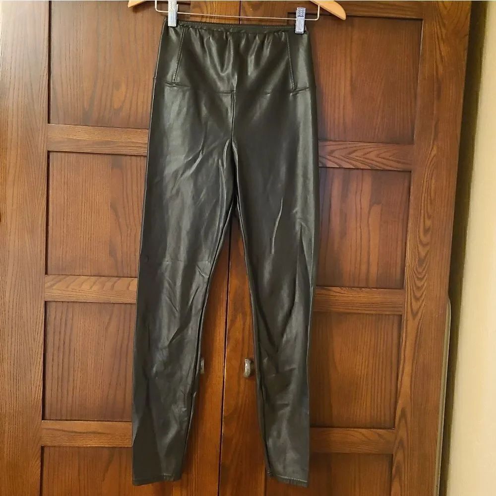 Wilfred Free Vegan Leather Daria Pant Black Size Medium